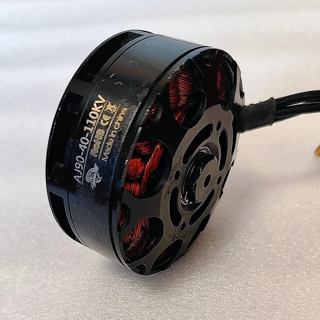 SkyDElSecondhand AJ9040(8318)1 - 8318 Outrunner Brushless Motor incelemesi ve fiyatı